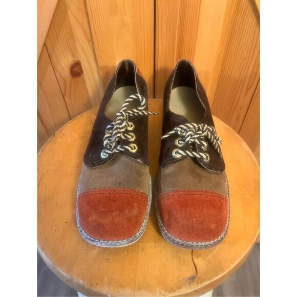 Jesse Janes by Sebago Brown /Red Suede Lace Shoes. Size 8.5 N. - Picture 2 of 7